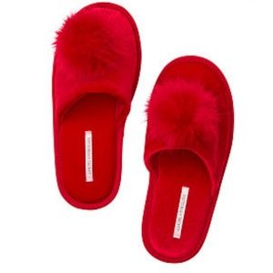 NWT -Victoria's Secret Pom Pom Slippers  - S, M, L